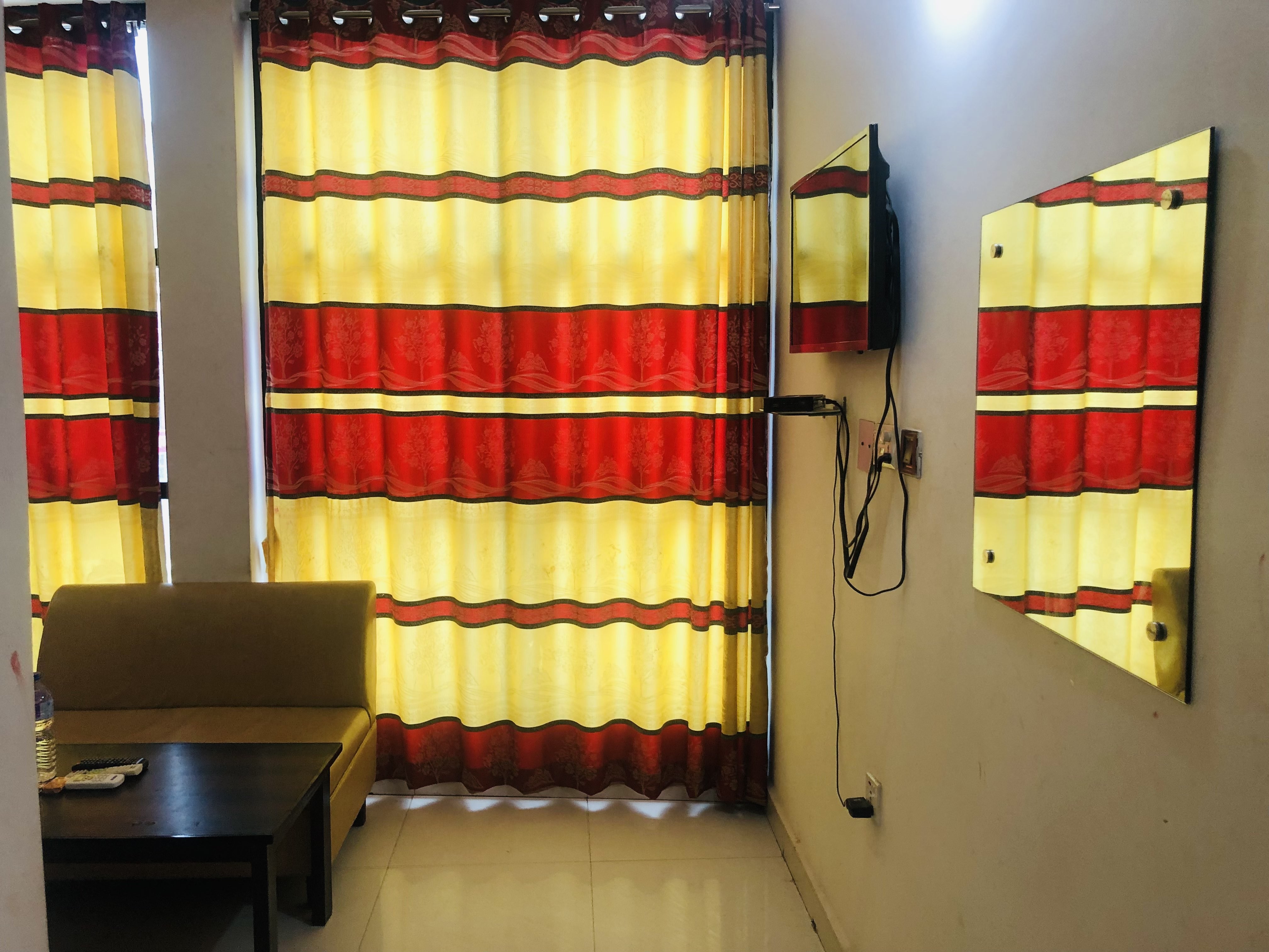 Queen Deluxe Room