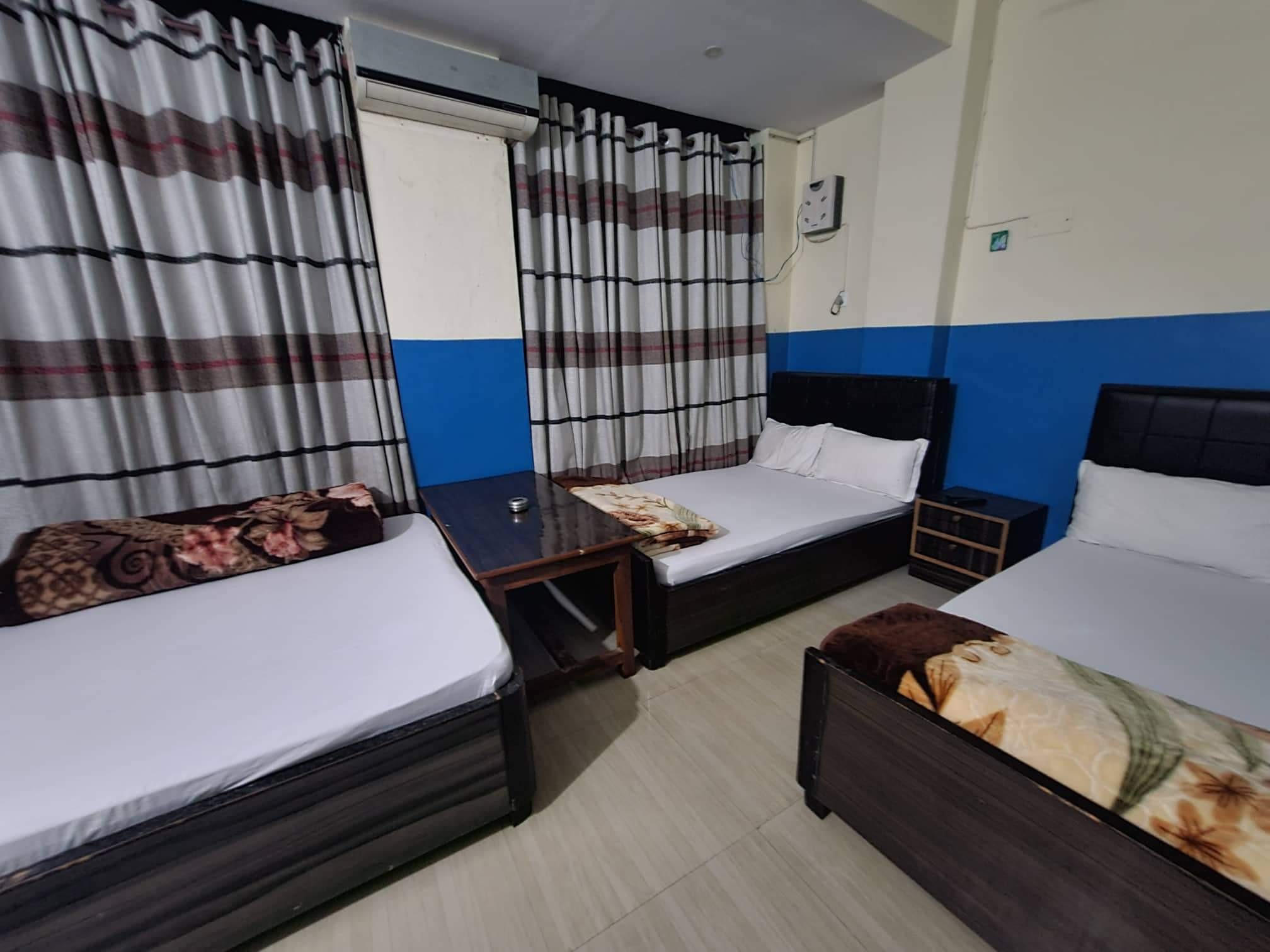 Laxmi Hotel