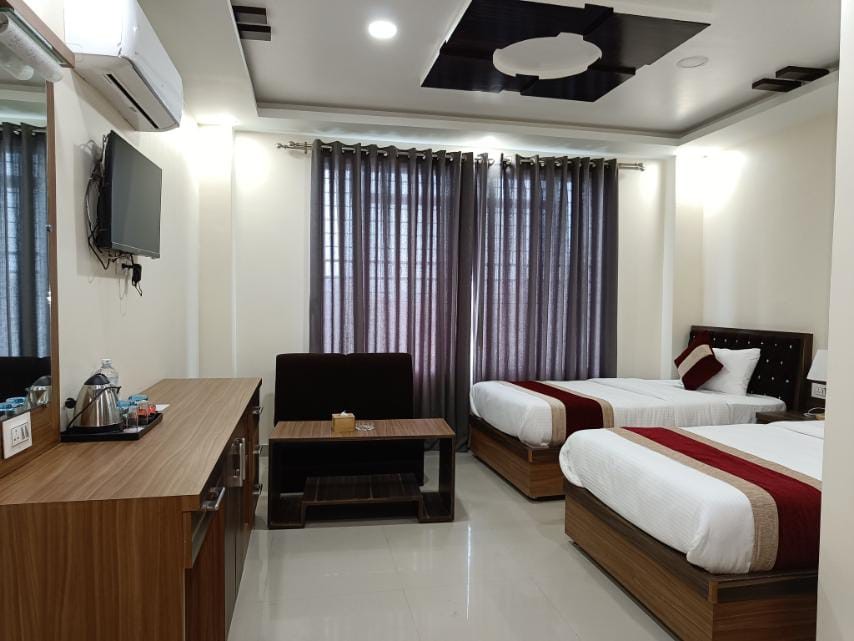 SHAHI LAND HOTEL PVT. LTD.