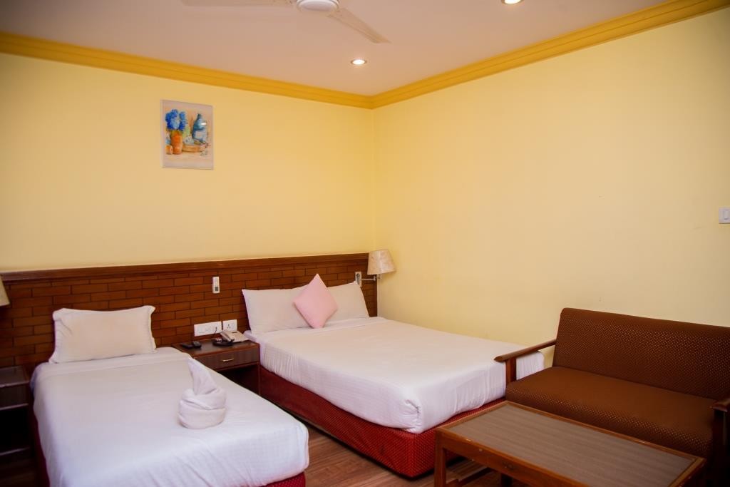 Semi Deluxe Room