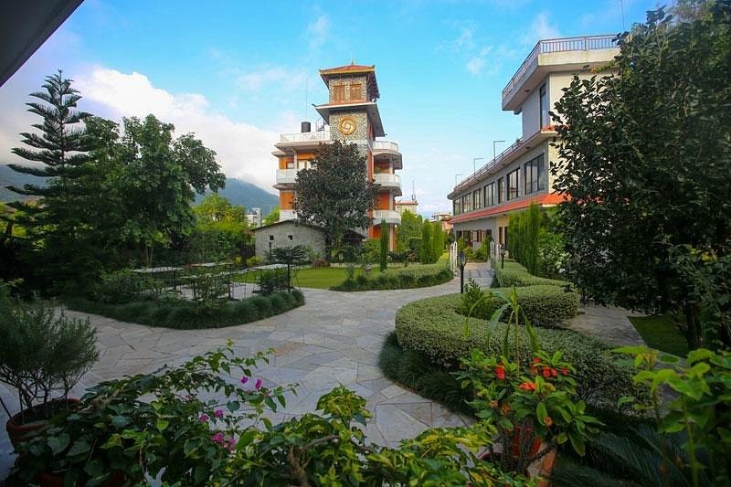Hotel Peninsula