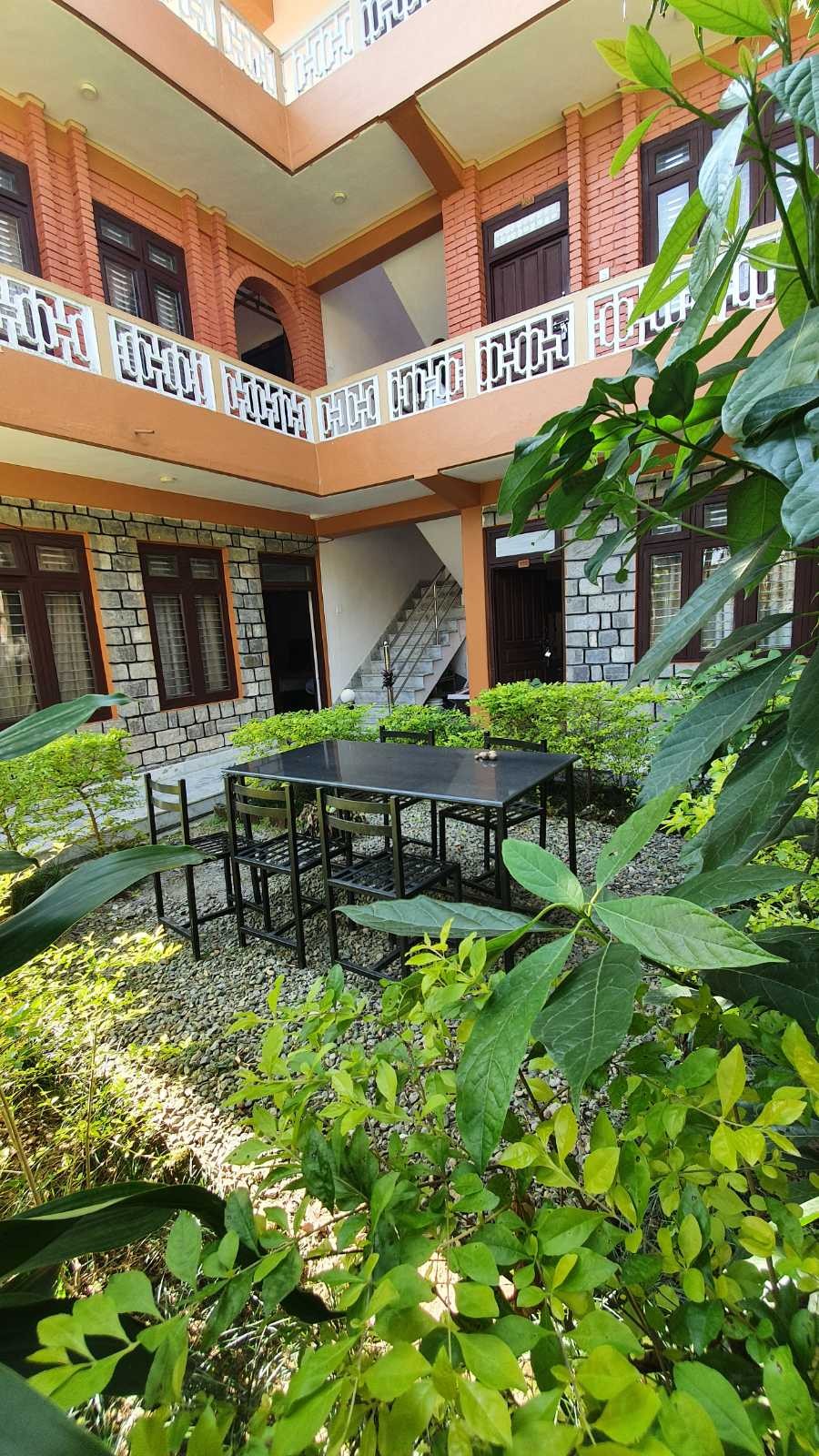 Hotel Alpine Villa (Kamana Hotel)