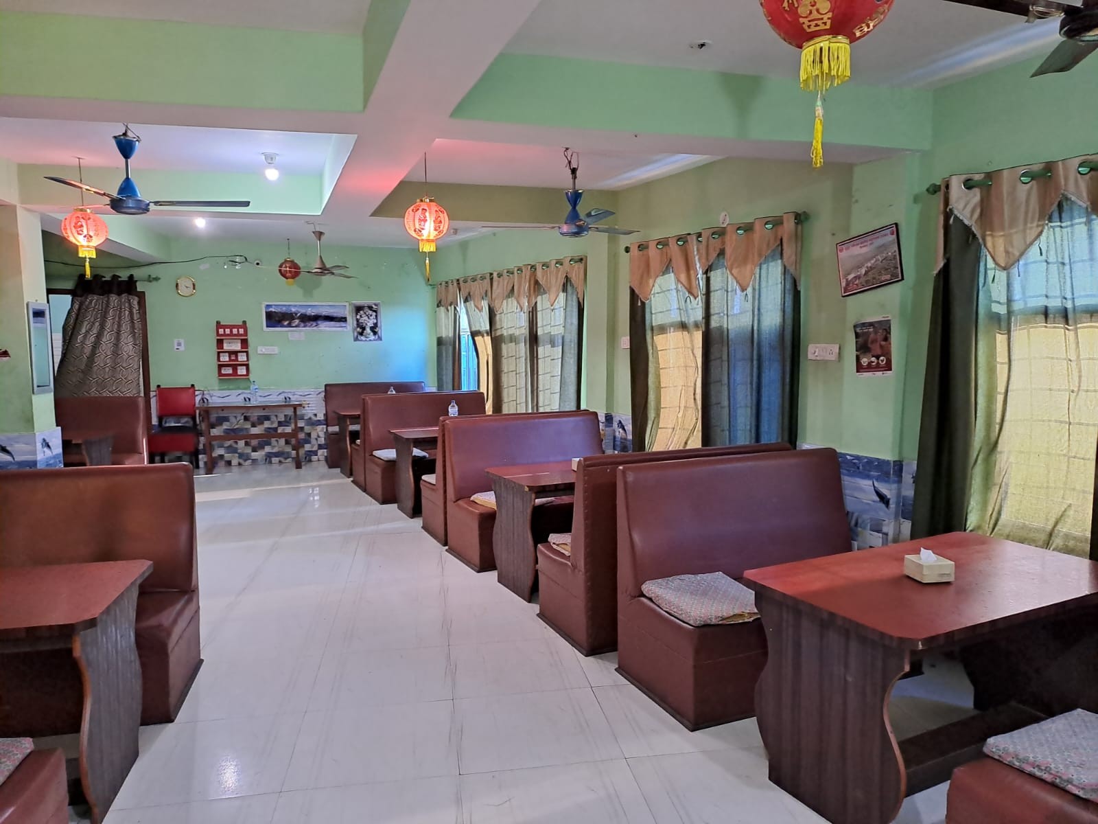 Hotel Barsha