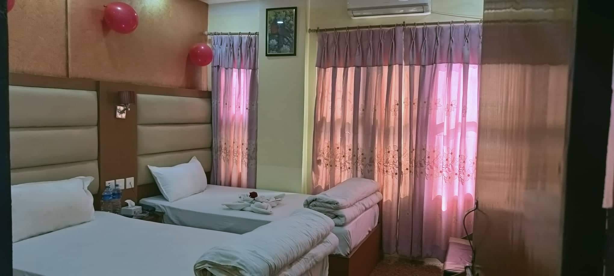 HOTEL HIGH-LAND|AC ROOM