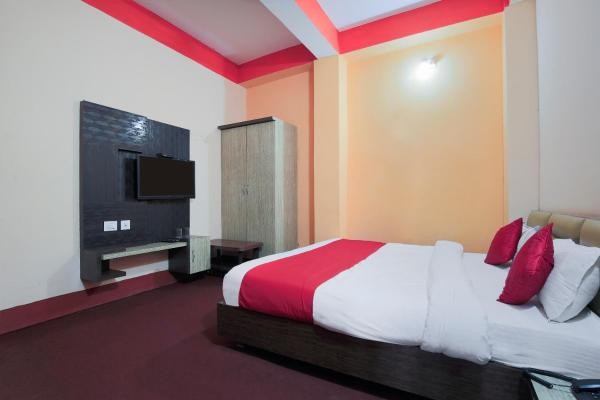 Hotel Taj International