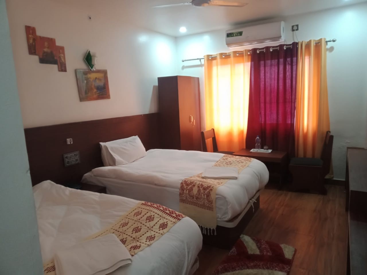 Deluxe Twin Ac Room