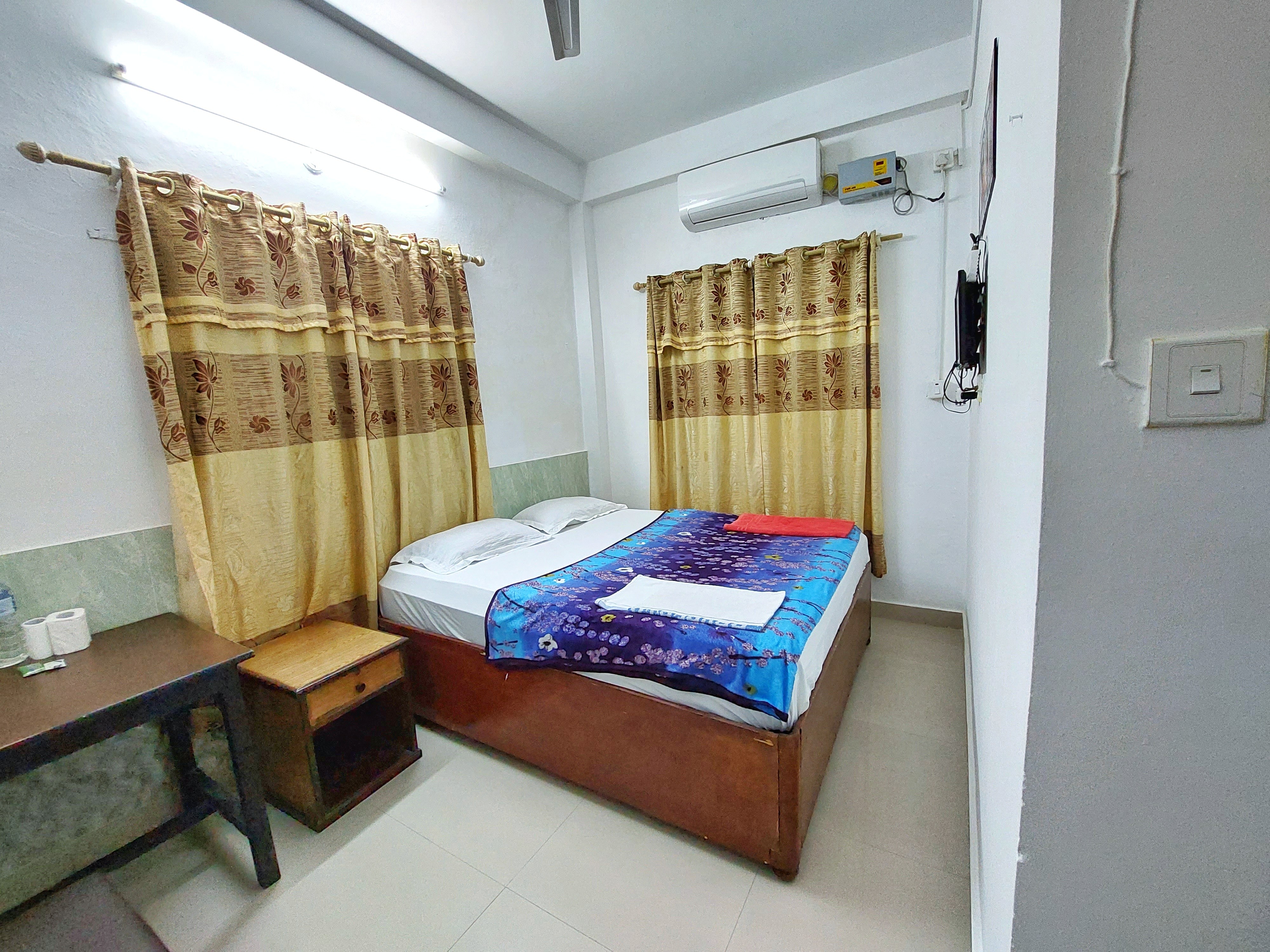 Lumbini Garden Lodge|Deluxe Room