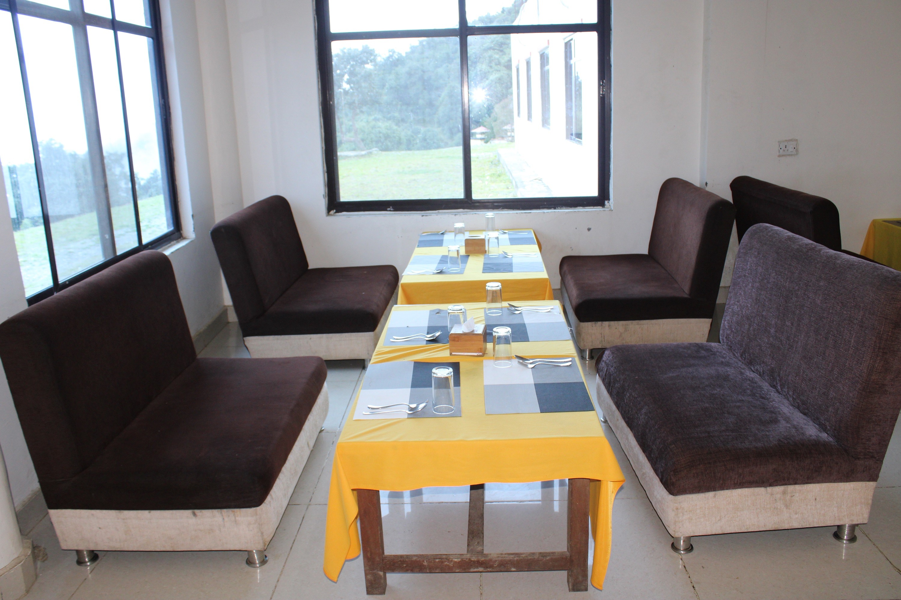 Hotel Pauwa Resunga
