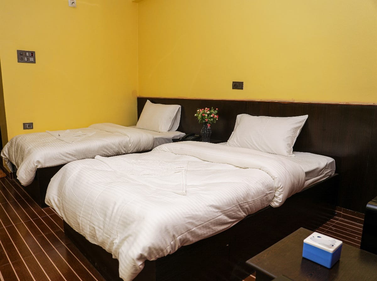 New Sunlight Hotel & Party Palace