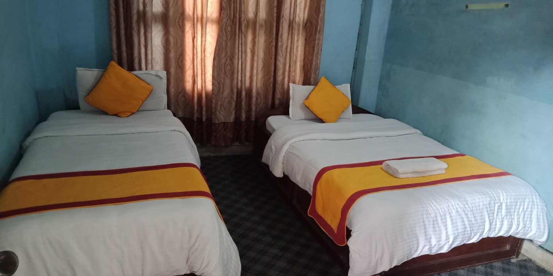 Hotel Pauwa Lamahi