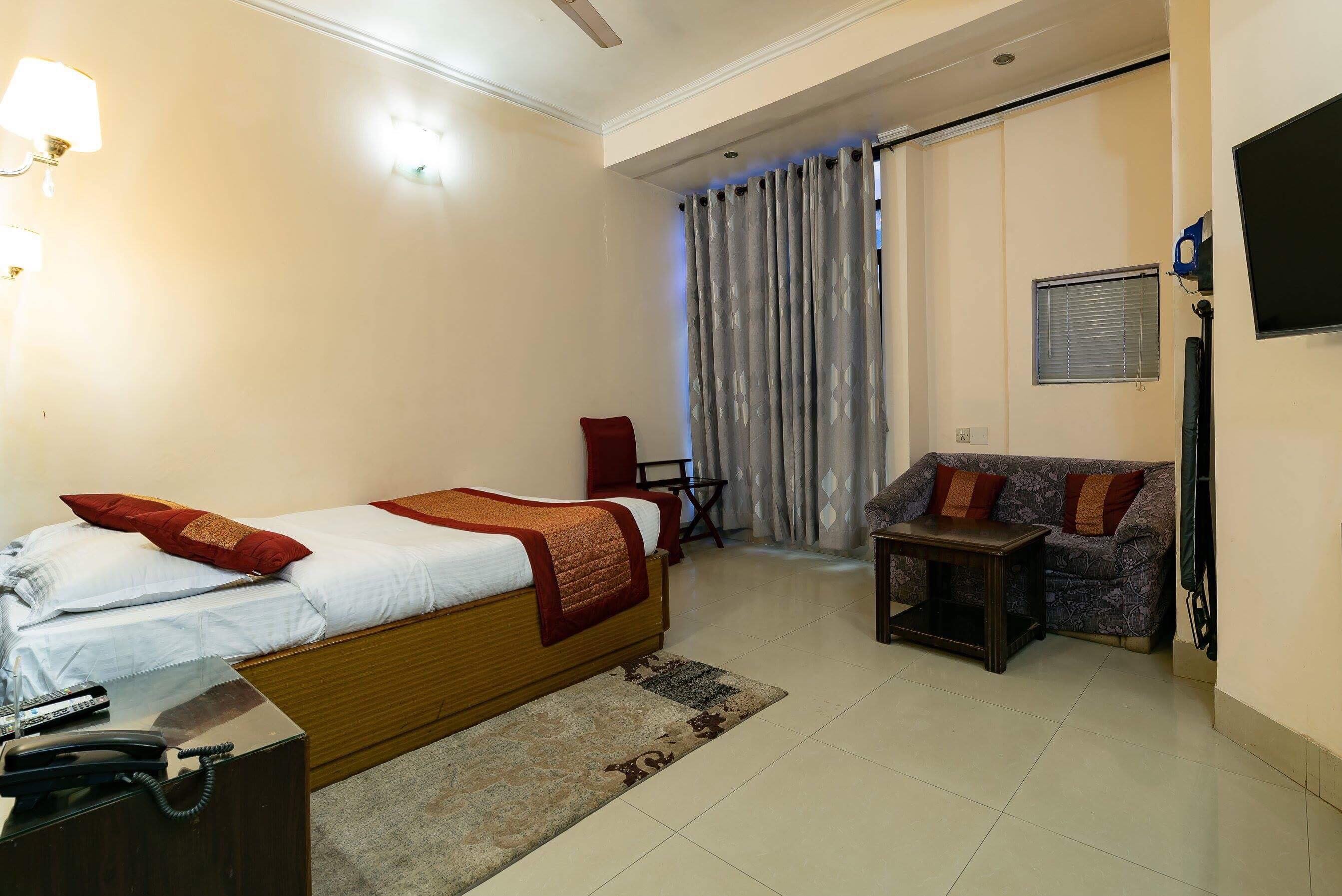 Hotel Pujan