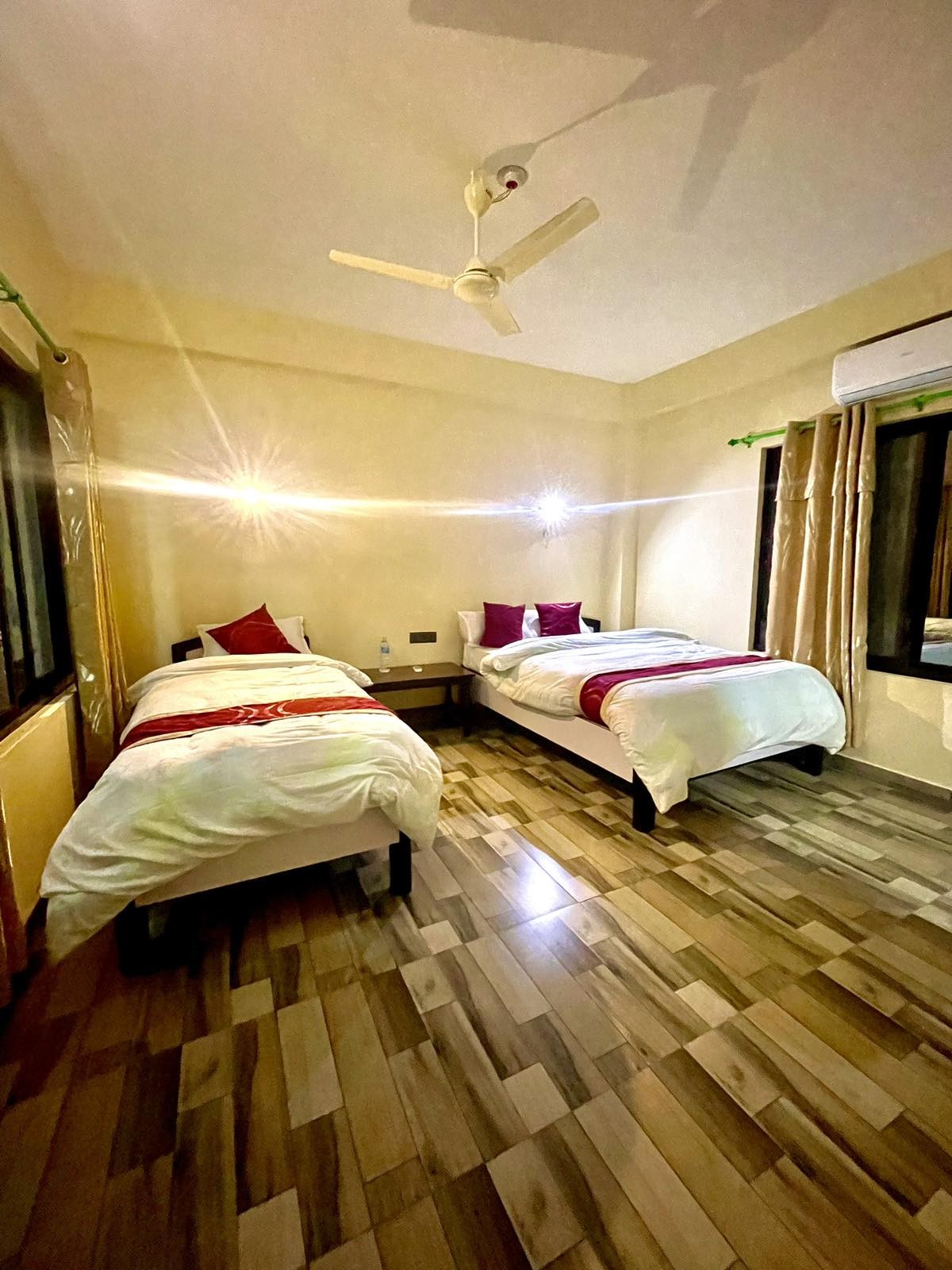 Hotel Happy Land