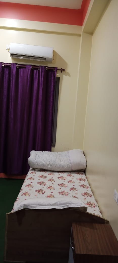 Hotel Karan Raj Palace