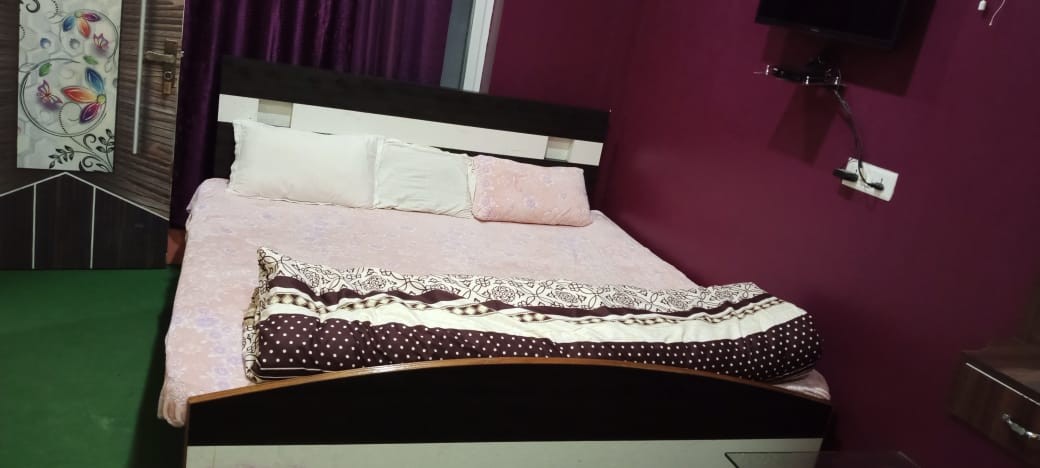 Hotel Karan Raj Palace