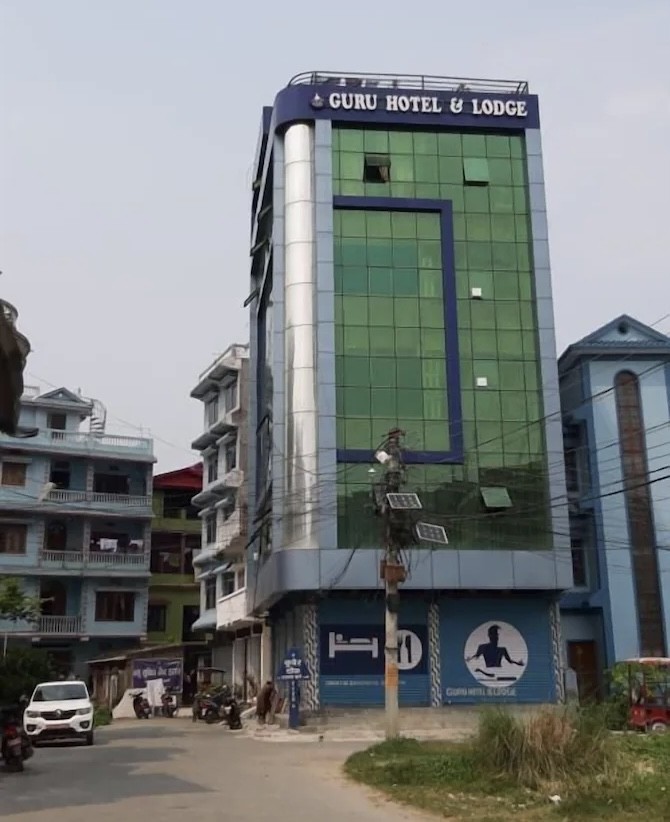 Guru hotel and lodge