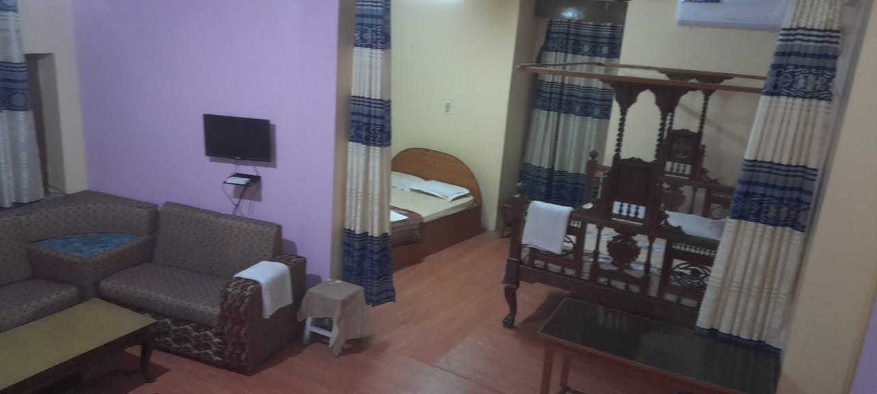 Supper Deluxe Room