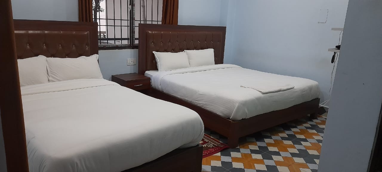 Deluxe Room IV