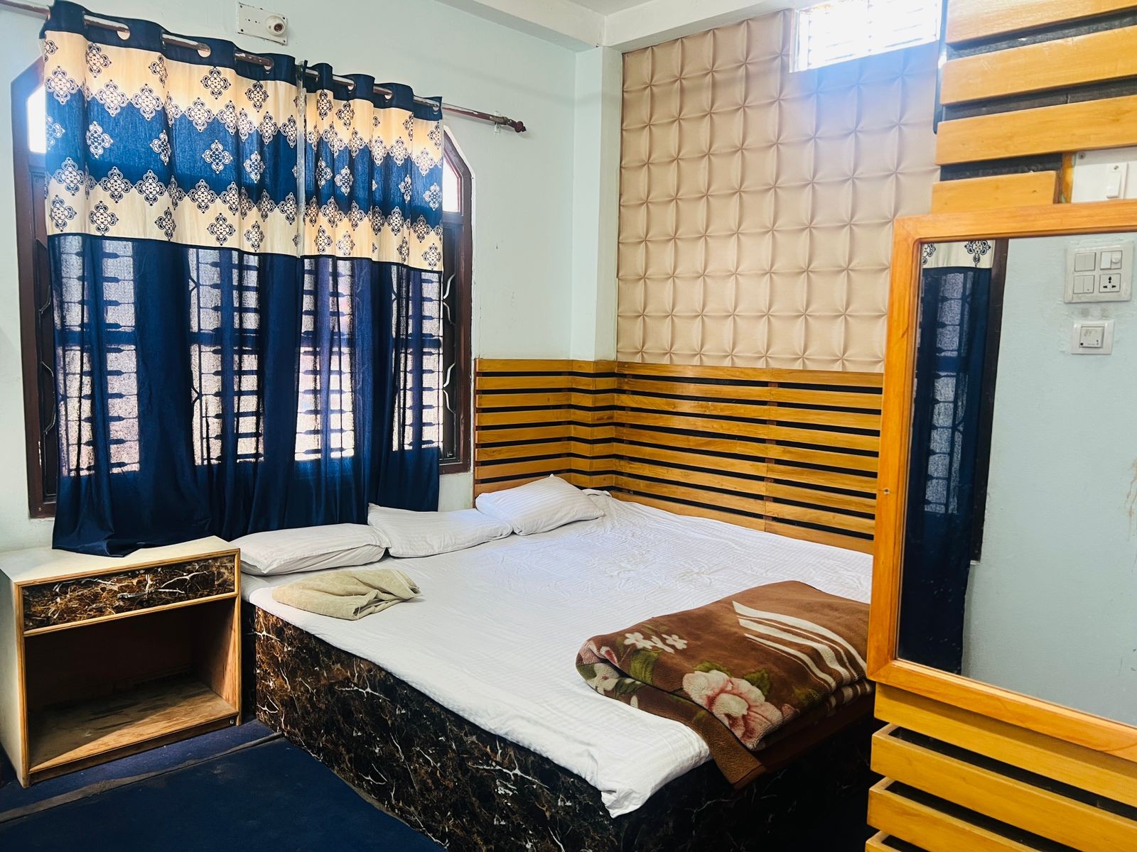 Hotel Lamsal Thakali Restro