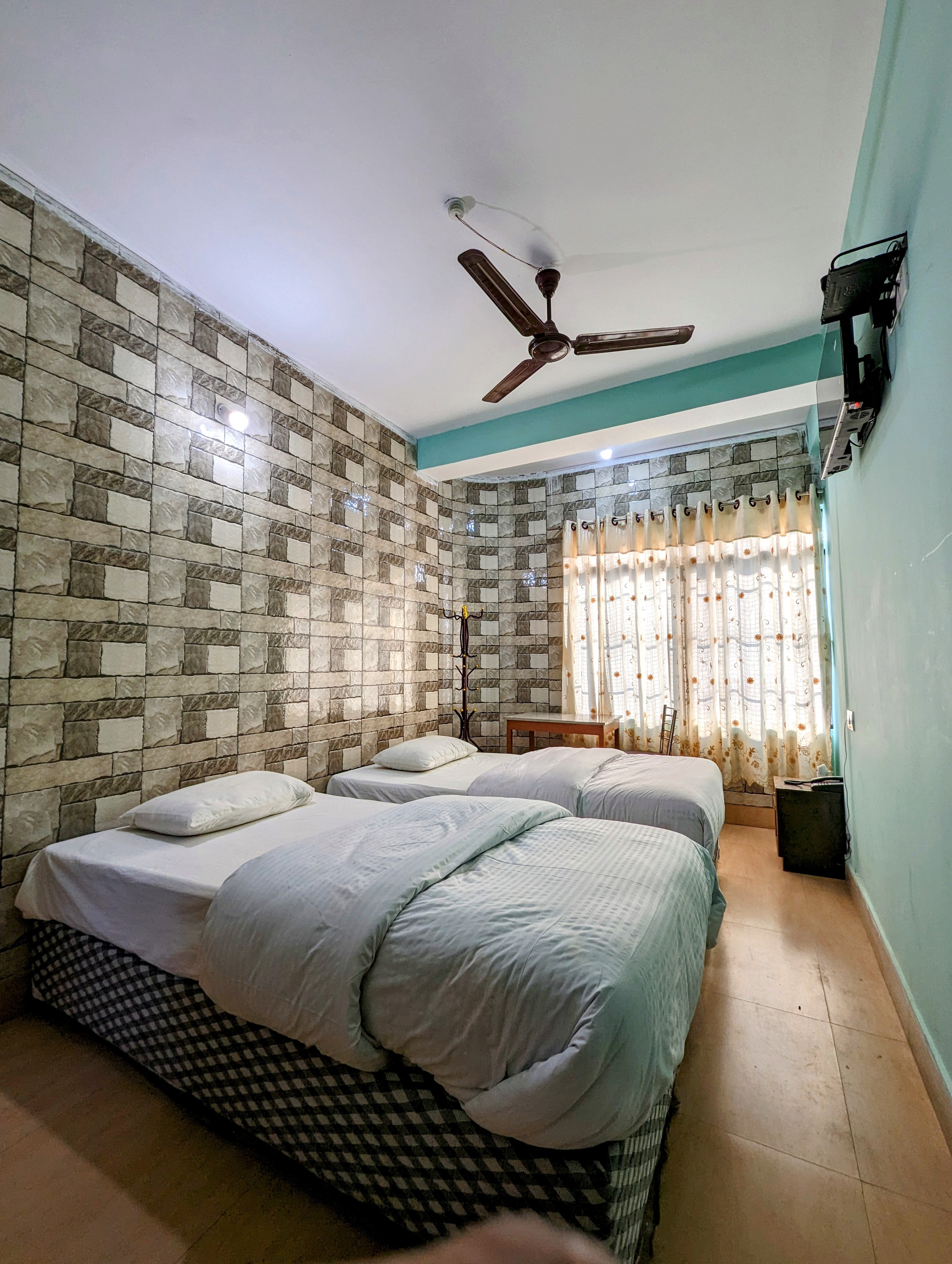 Hotel Diamond(Shankar Trade International)