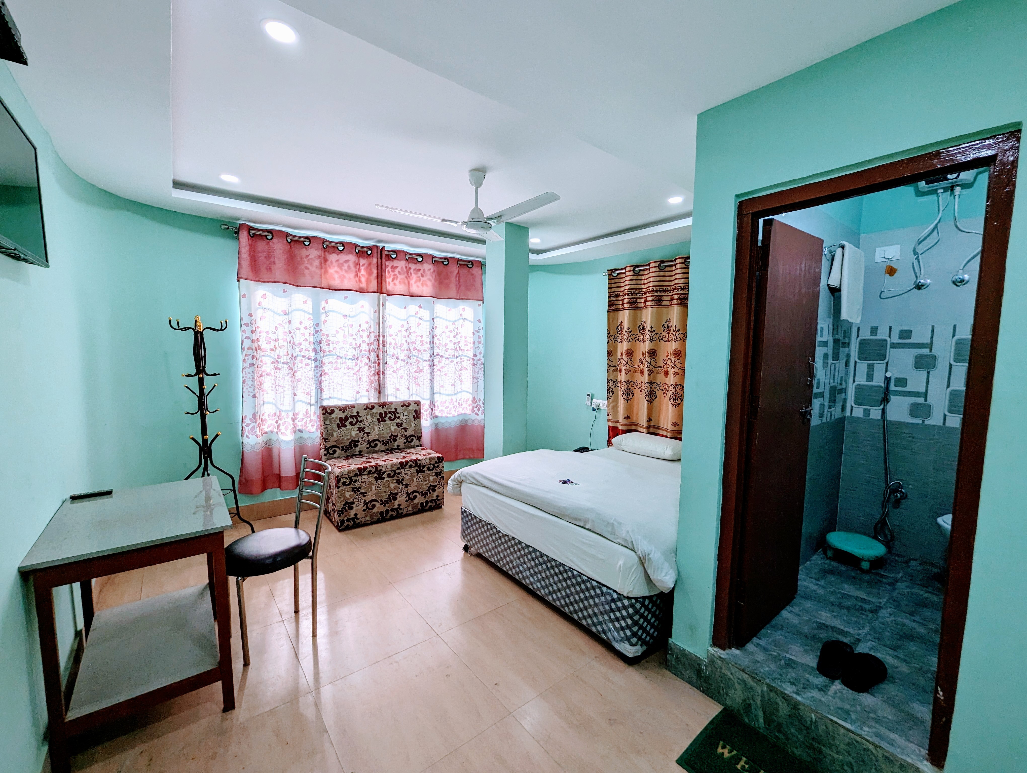 Hotel Diamond(Shankar Trade International)