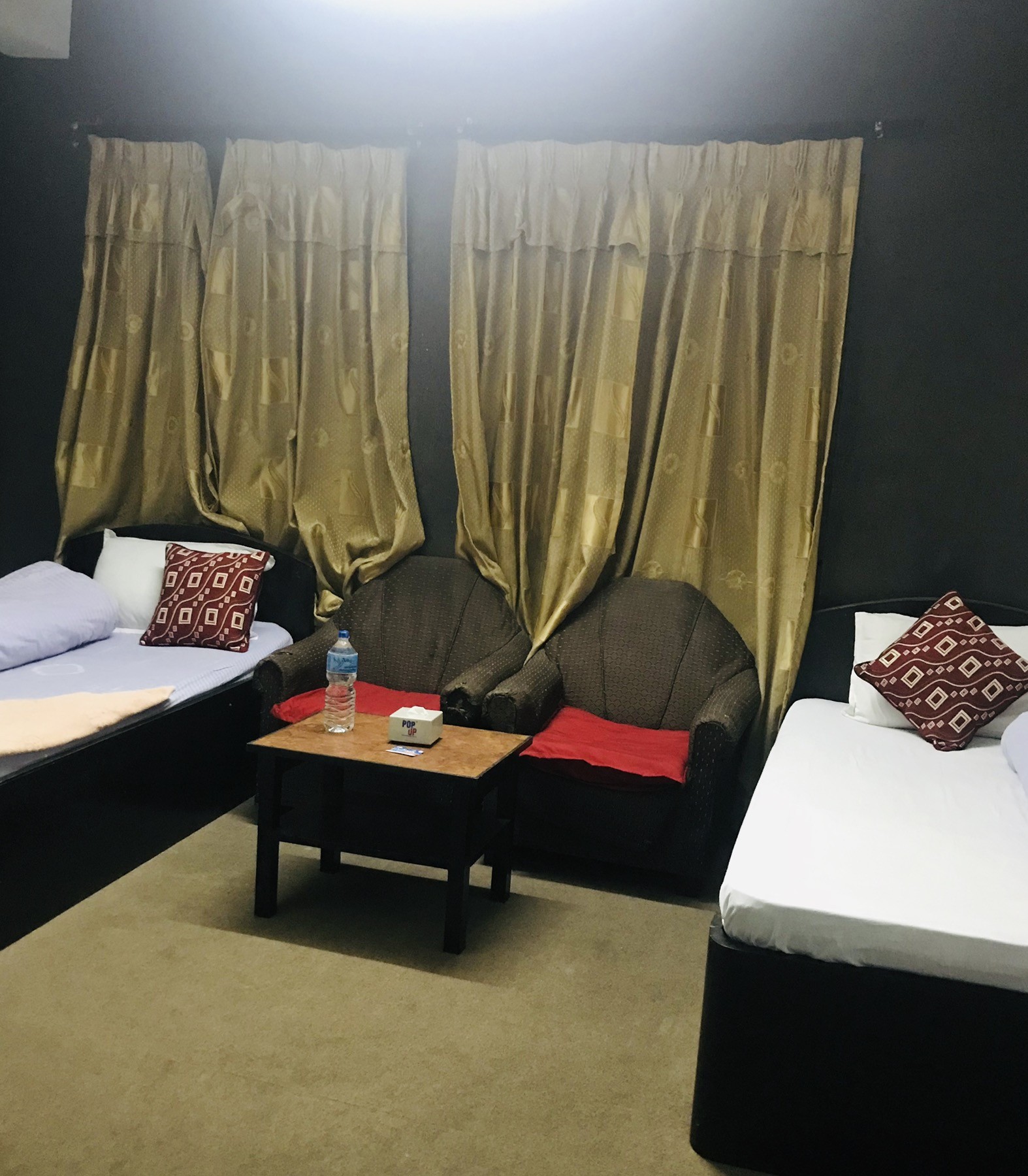 Hotel Everest