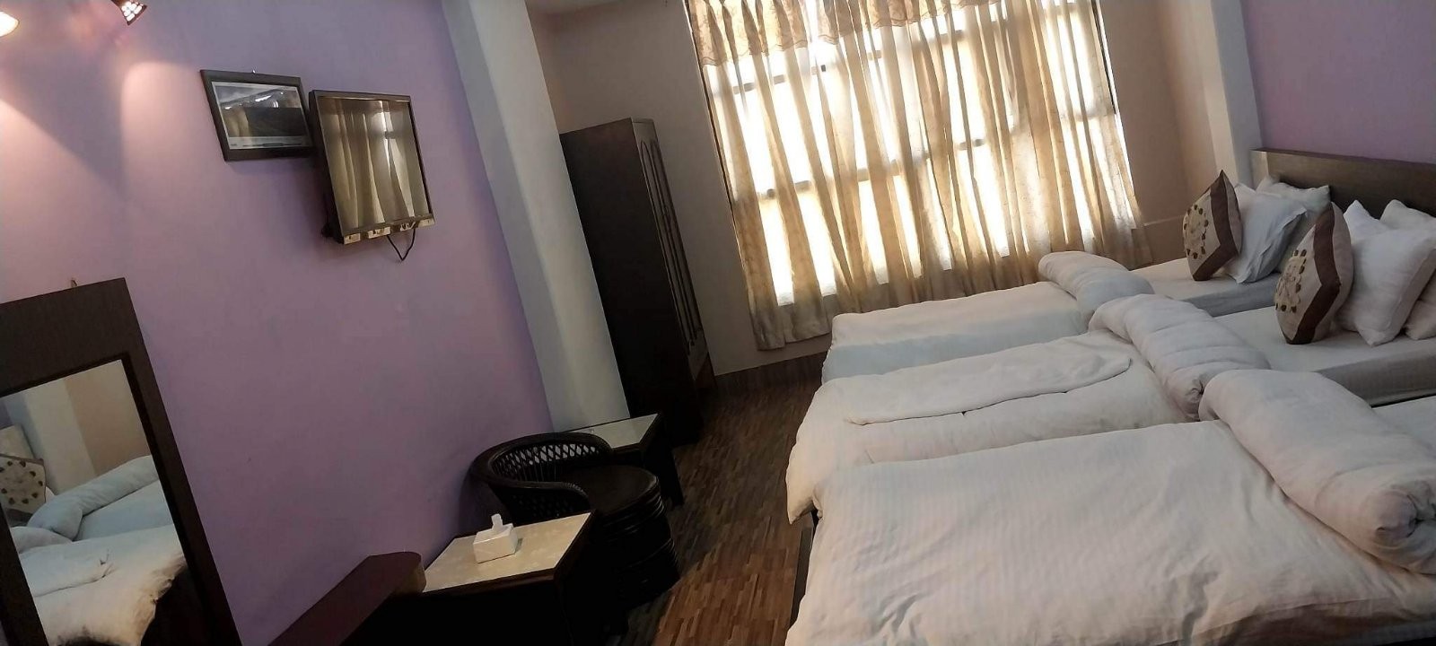 Hotel the Mirror Inn