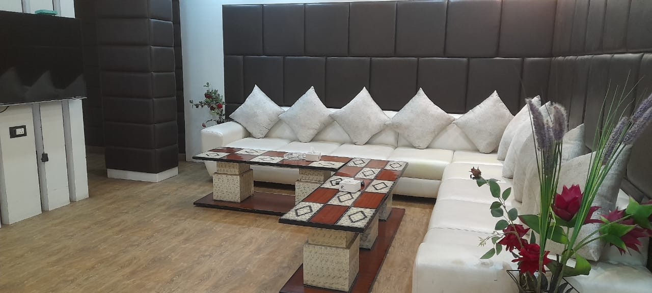 Town Hall Party Palace & Hotel Peace Garden