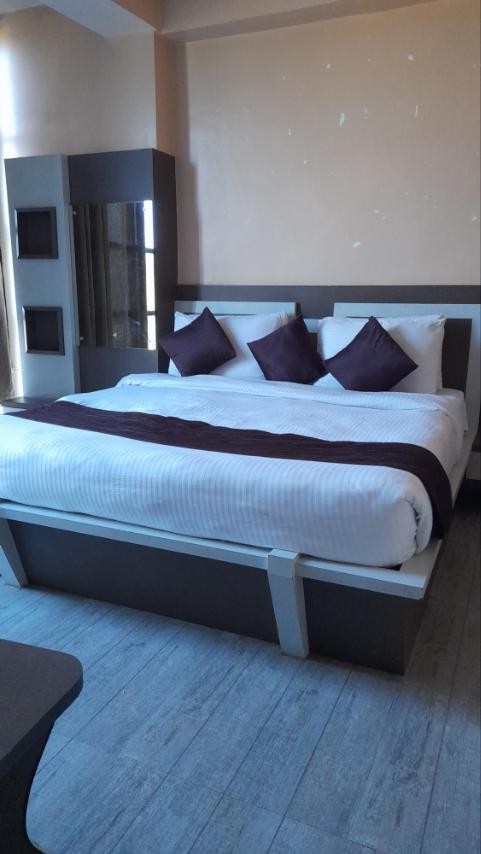 D F C Hotel