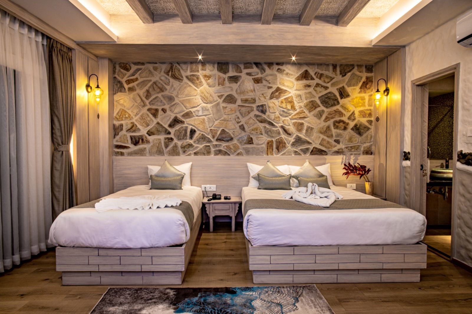 Arushi Boutique Hotel