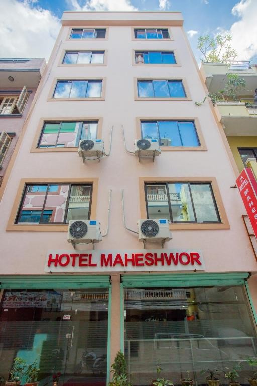 Hotel Maheshwor