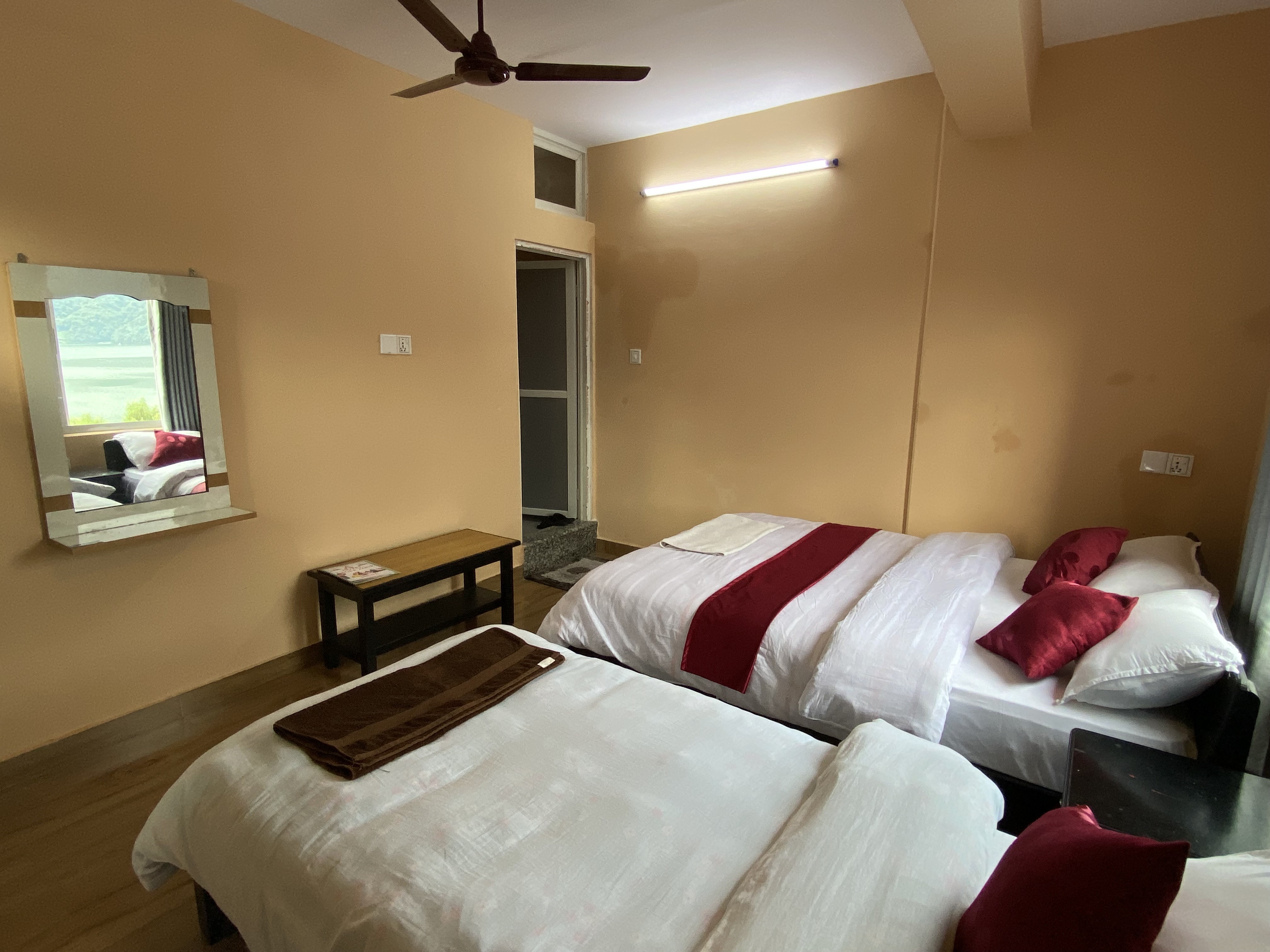 Hotel Eagle Zone