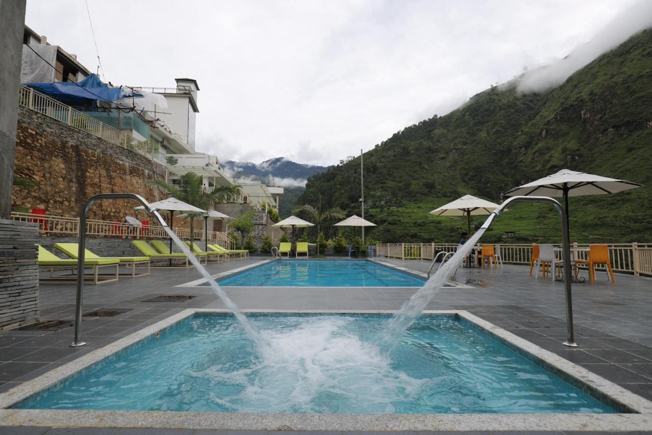 Bhotekoshi Heli Resort & Spa