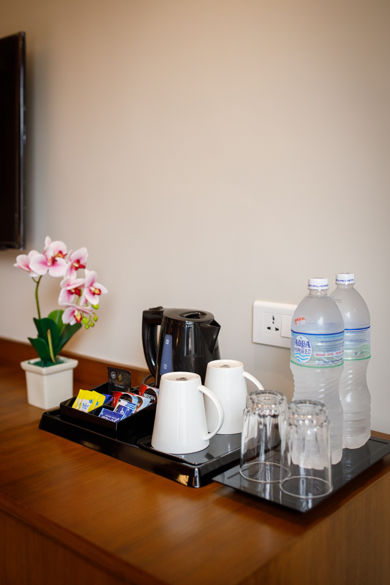 Hotel Thrive