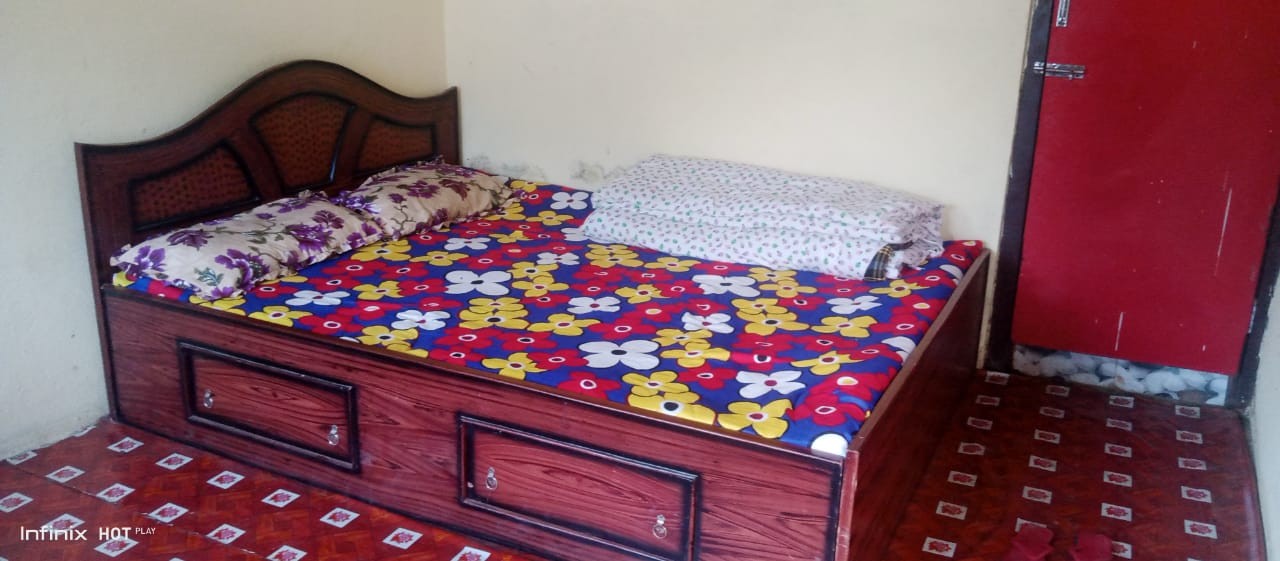 Gauri Shankar Hotel