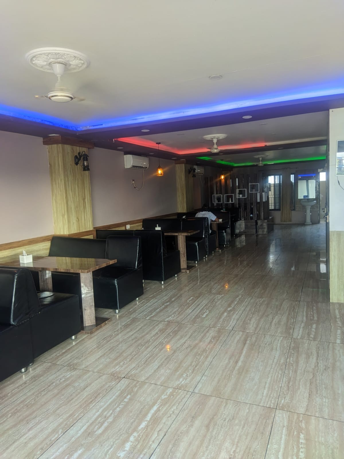 Hotel 7 Inn