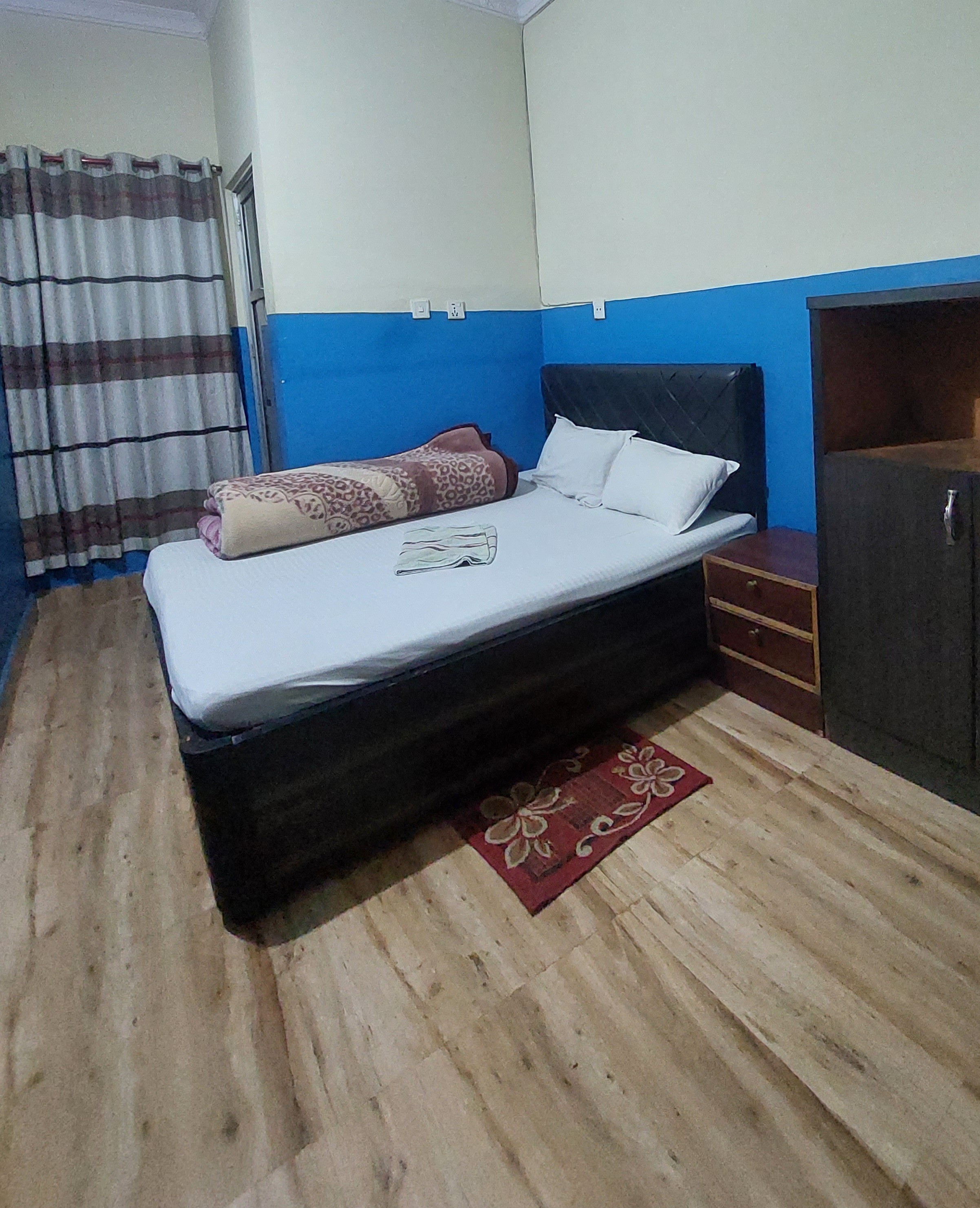 Laxmi Hotel|Standard Room