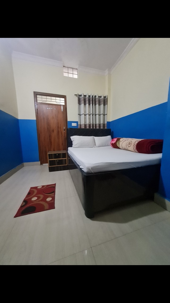 Laxmi Hotel|Standard Room