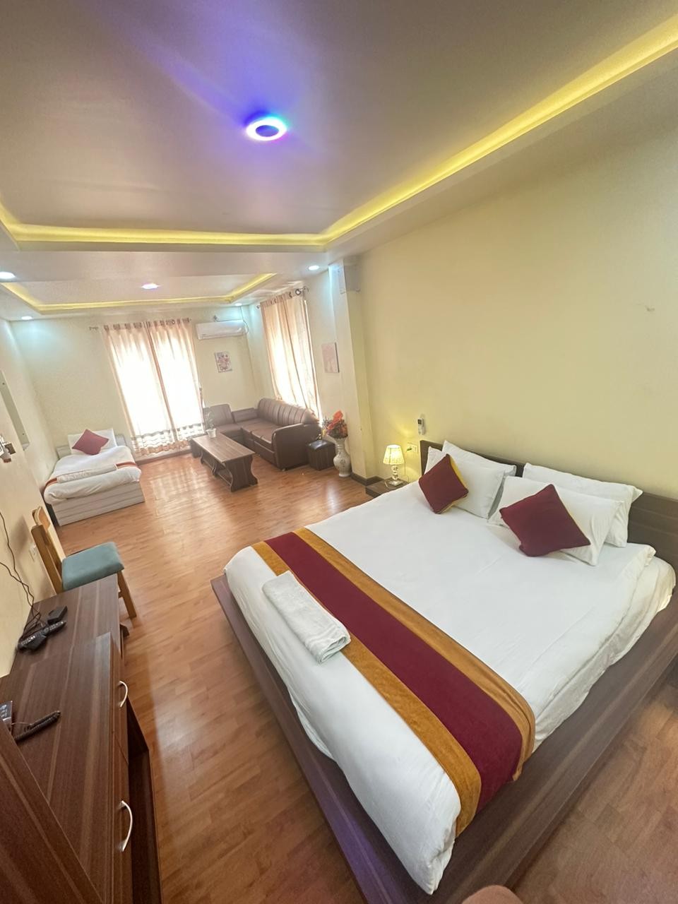 Hotel Edingo Inn