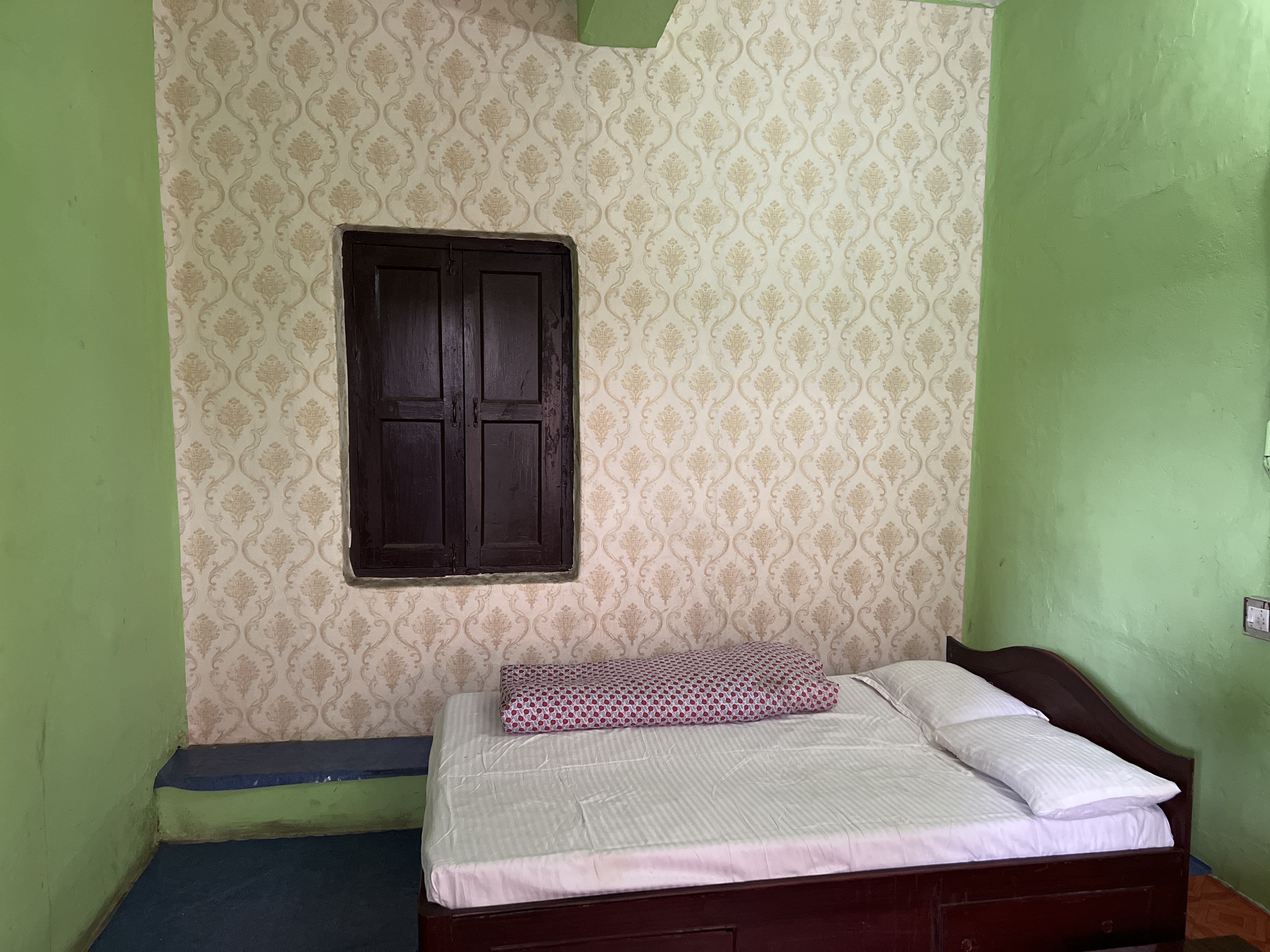 Sathi Bhai Hotel and Lodge