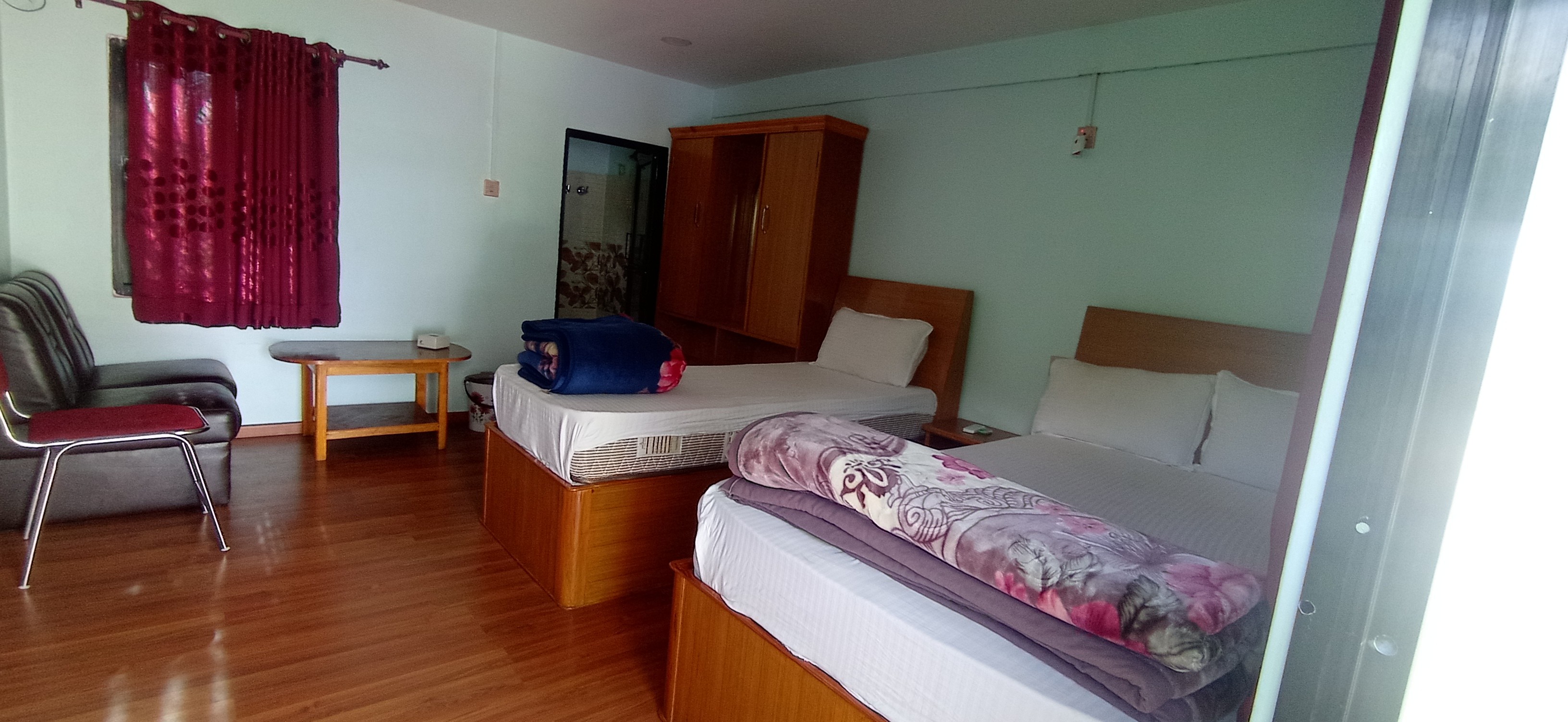 Deluxe Double Bedroom