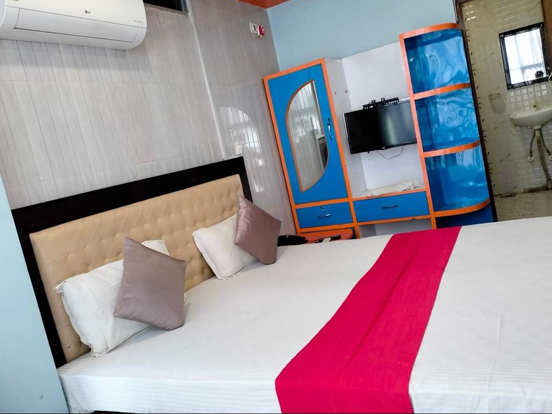 Aman Hotel And Guest House
