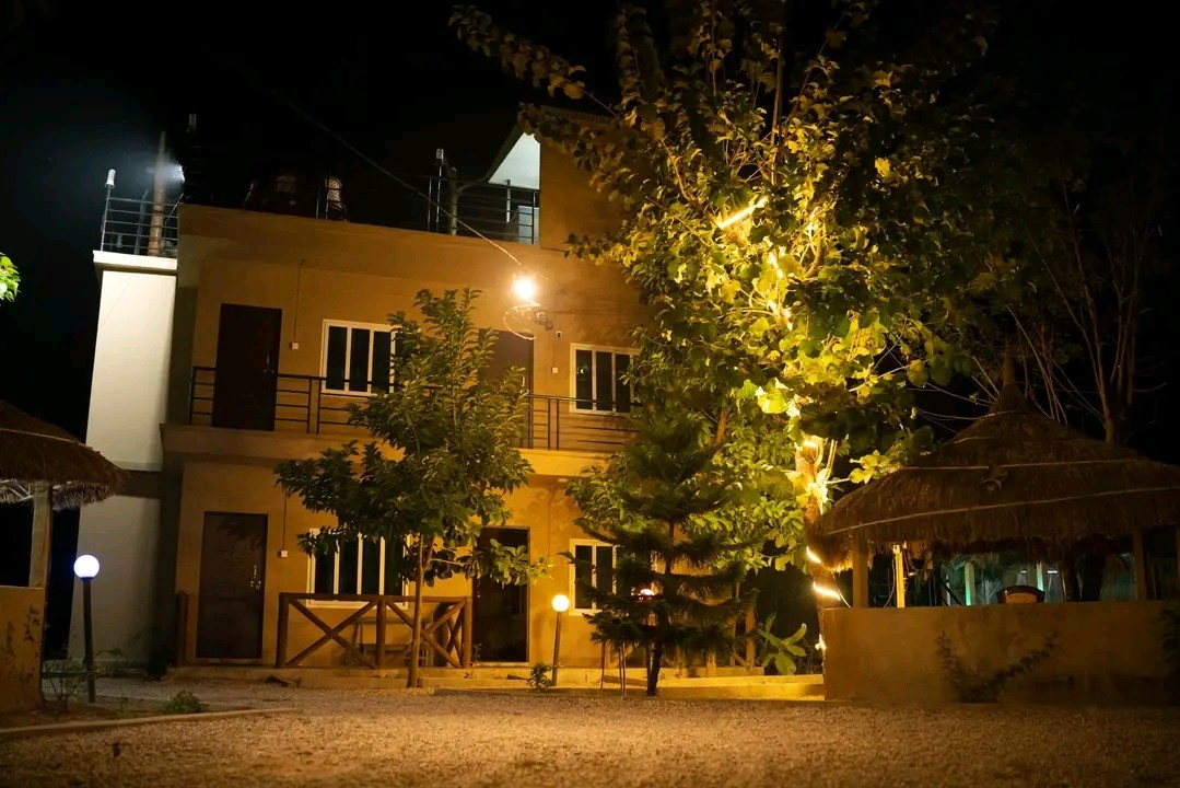 Narayani River View Resort