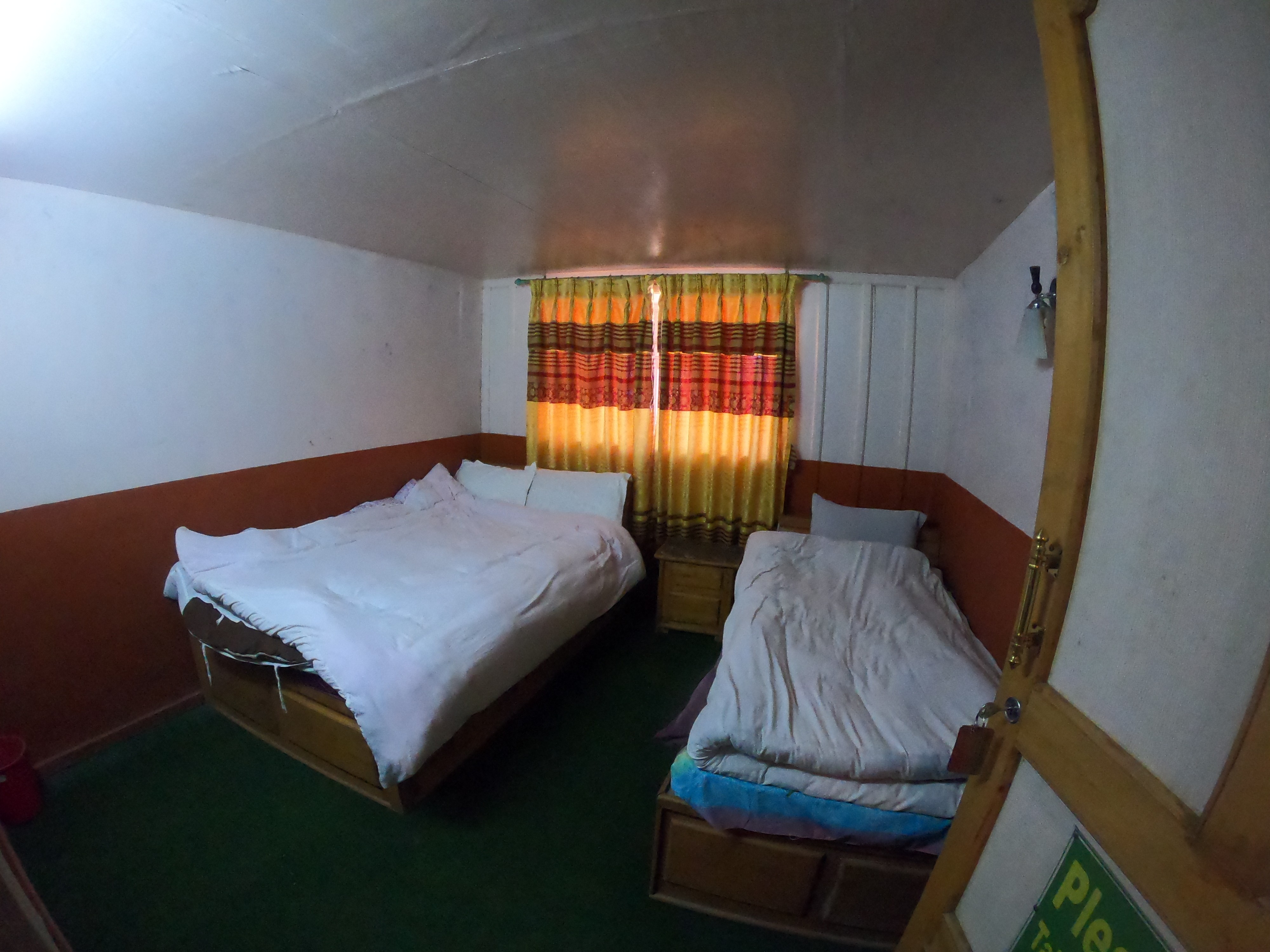 Double  room(Non attach)