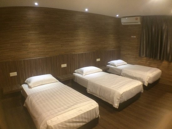 Triple  Room