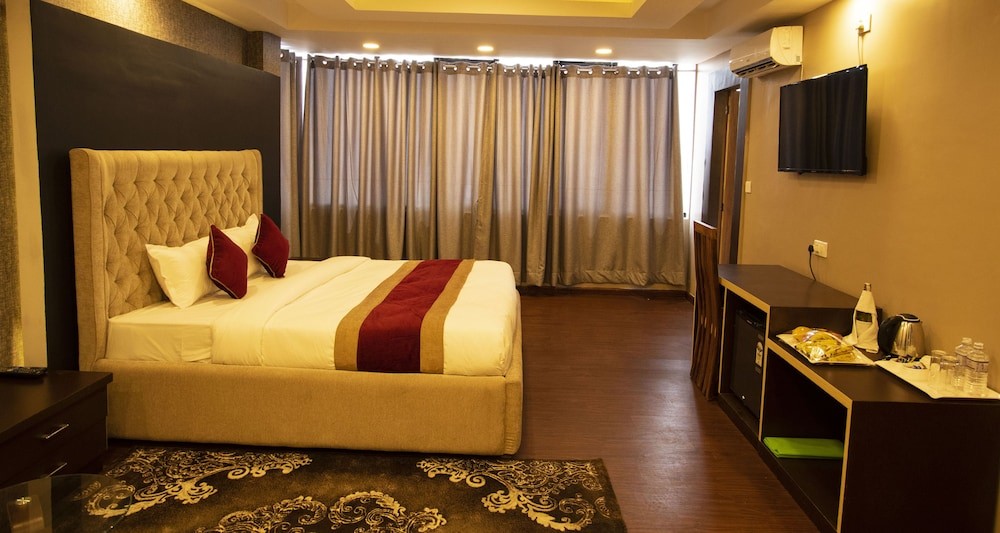 Hotel Rudra View