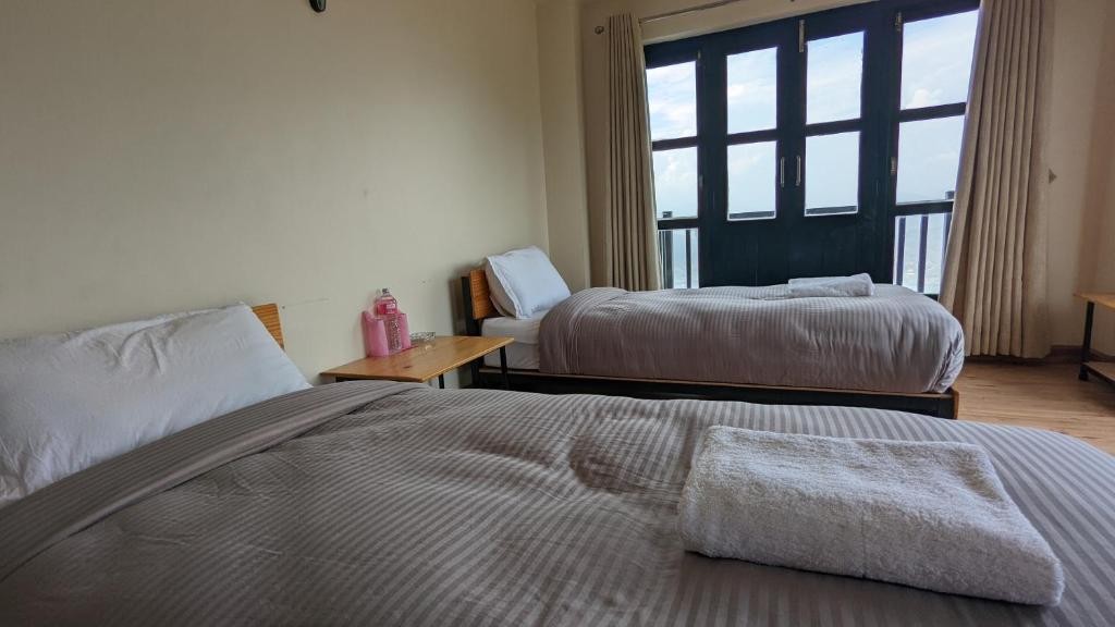 Sunshine Hotel
