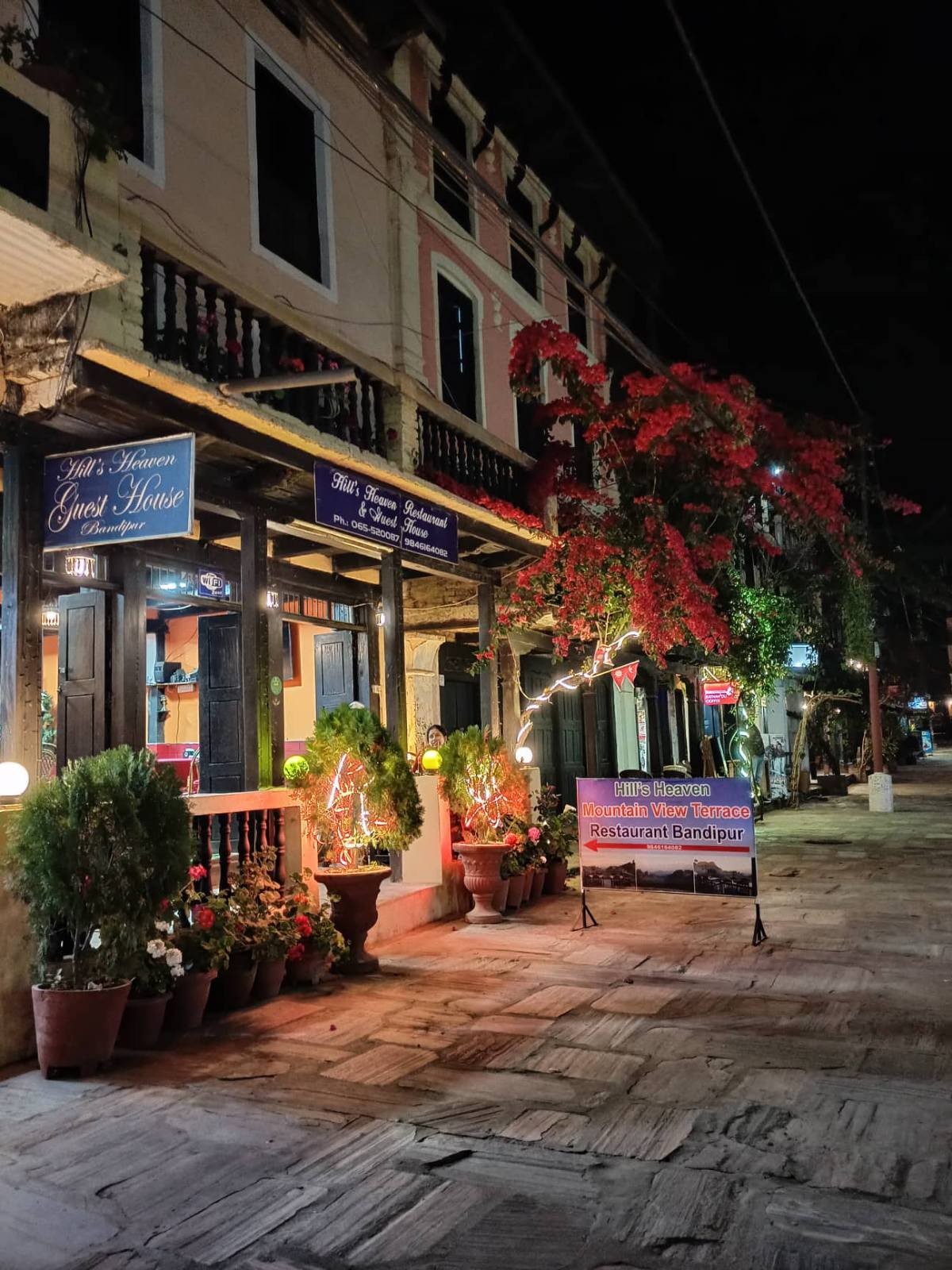 Hill Heaven Resturant And Guest House