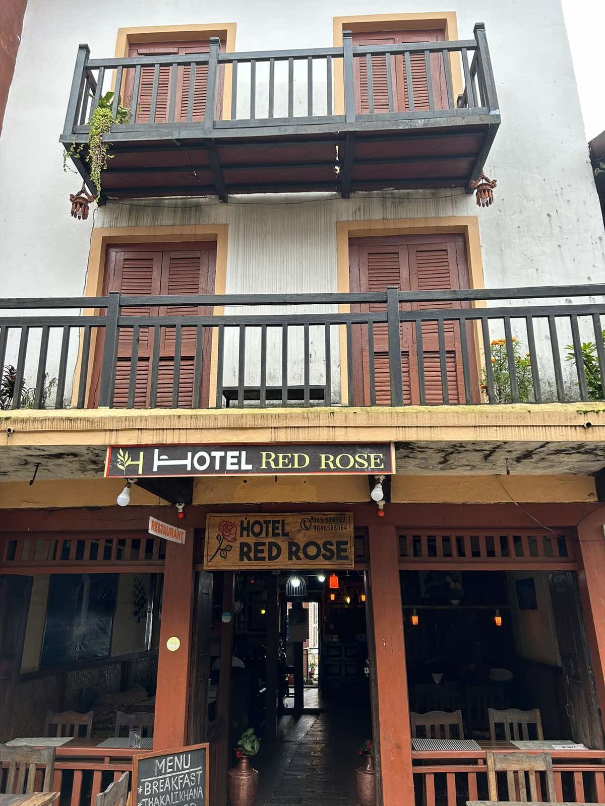 Hotel Red Rose