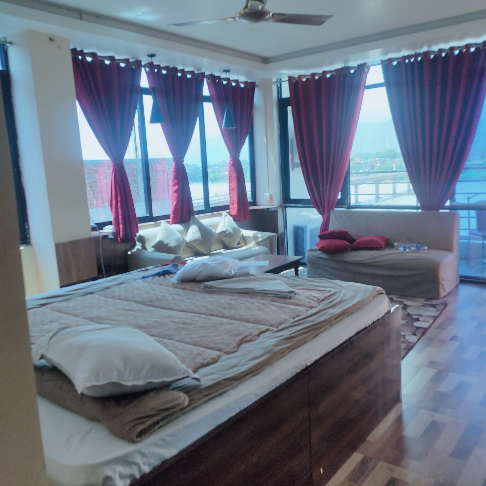 Hotel Discovery