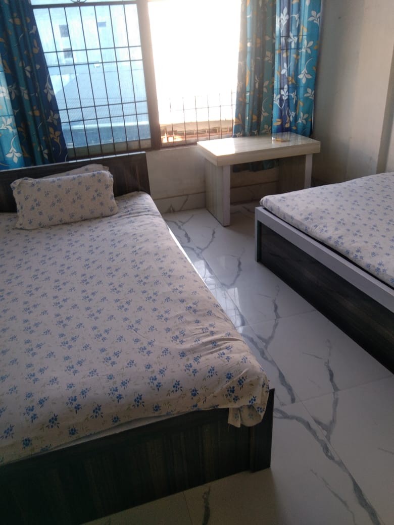 Nilkanth Hotel & Lodge